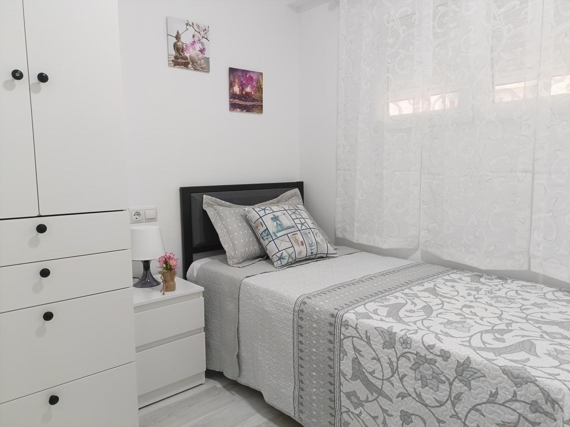 Mare De Deu, Vivienda Vacacional Para Familias Y Mayores De 25 Anos En El Grao De Gandia-Playa Playa de Gandia Eksteriør billede