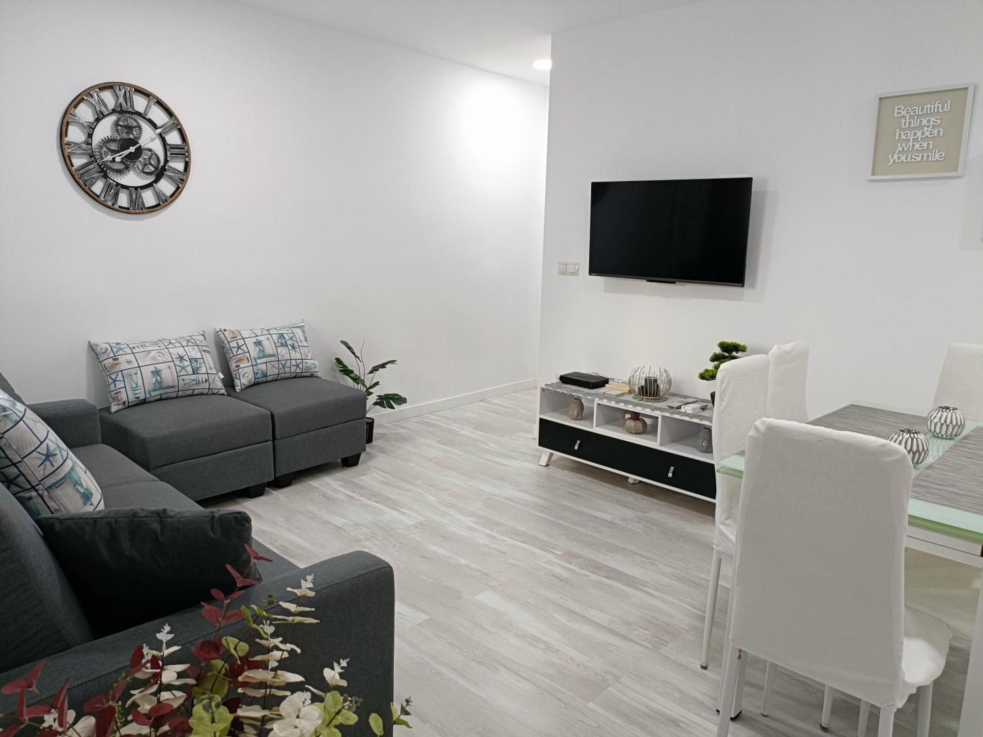 Mare De Deu, Vivienda Vacacional Para Familias Y Mayores De 25 Anos En El Grao De Gandia-Playa Playa de Gandia Eksteriør billede